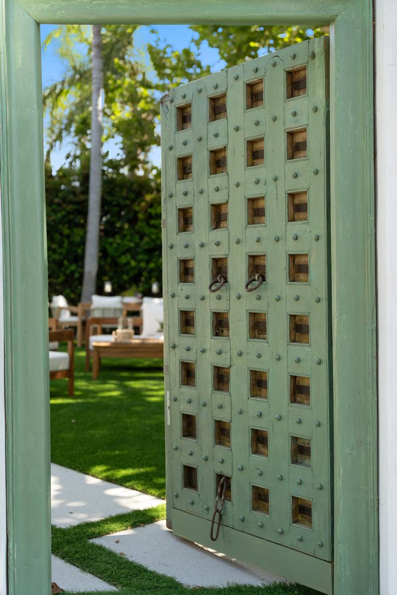 100 S La Jolla Ave