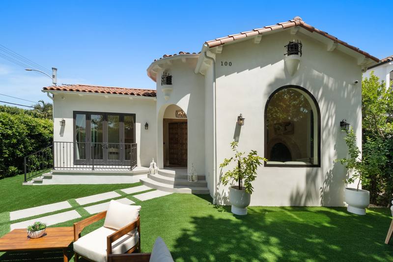 100 S La Jolla Ave