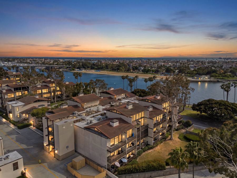 5203 Marina Pacifica Dr, long beach