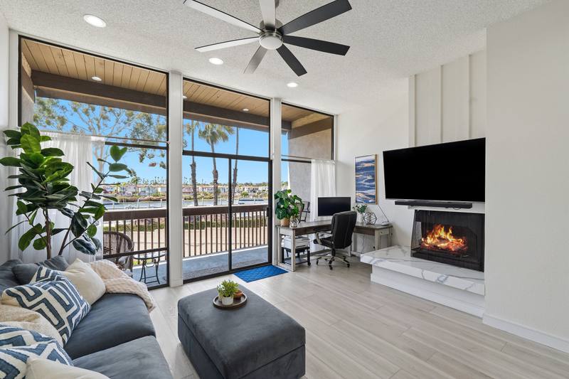 5203 Marina Pacifica Dr
