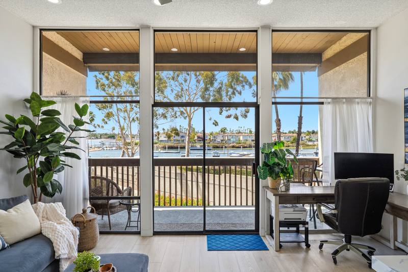 5203 Marina Pacifica Dr