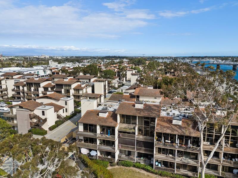 5203 Marina Pacifica Dr