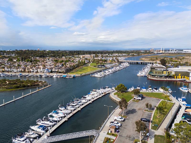 5203 Marina Pacifica Dr