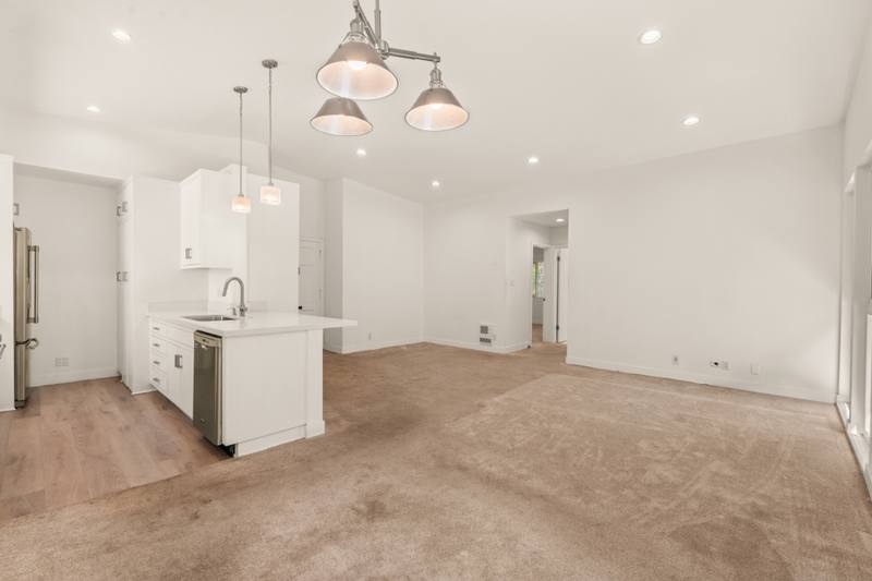 1002 14th St