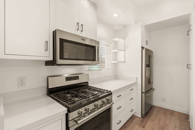 1002 14th St
