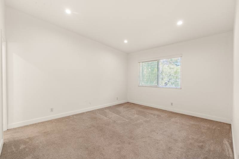1002 14th St